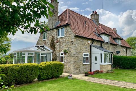 1, The Cottages Cartoft, Kirkbymoorside, York, YO62 6NU