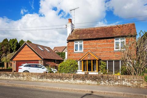 3 bedroom detached house for sale - The Street, Capel, Dorking, RH5