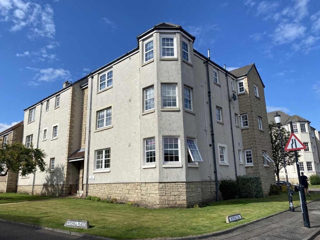 Hawksmuir, Kirkcaldy, Fife, KY1 3 bed flat £118,000