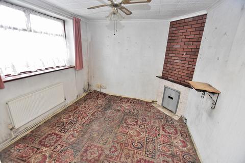 28 Charnwood Close, Bilston, WV14 8NA