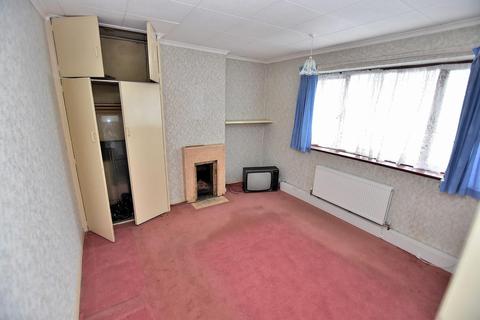 28 Charnwood Close, Bilston, WV14 8NA