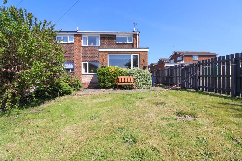Horsley Avenue, Crawcrook 3 bed terraced house £149,950