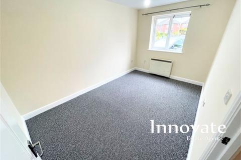 2 bedroom apartment to rent, Cockshed Lane, Halesowen B62