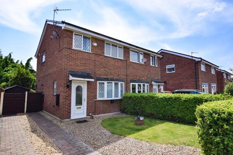 Coltsfoot Drive, Altrincham, WA14 5JY 3 bed semidetached house £285,000