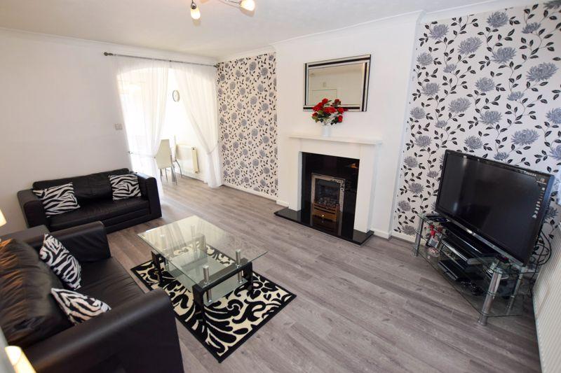 Coltsfoot Drive, Altrincham, WA14 5JY 3 bed semidetached house £285,000