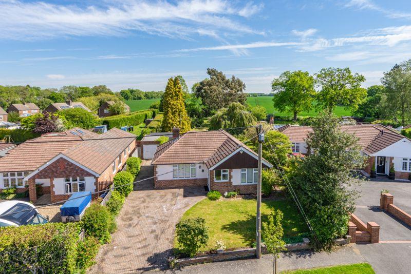 Codmore Crescent, Chesham 3 bed detached bungalow £700,000