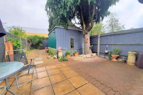 132 Faggs Road, Feltham, TW14 0LH