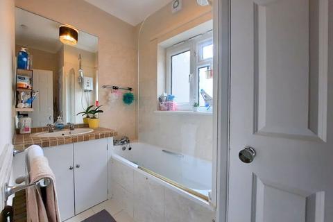 132 Faggs Road, Feltham, TW14 0LH