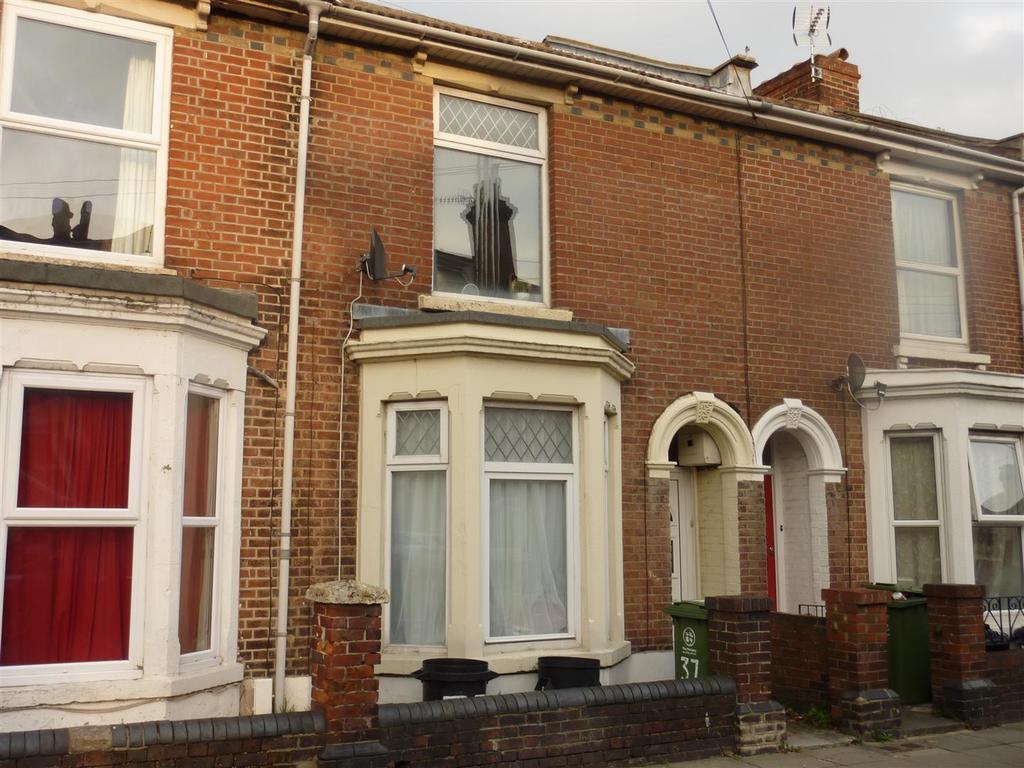 Baileys Road, Southsea 4 bed terraced house £1,800 pcm (£415 pw)