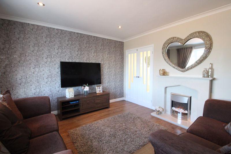 Ayr Drive, Jarrow 3 bed semidetached house £140,000