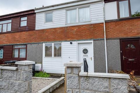 3 bedroom terraced house for sale - Cairngorm Drive, Aberdeen