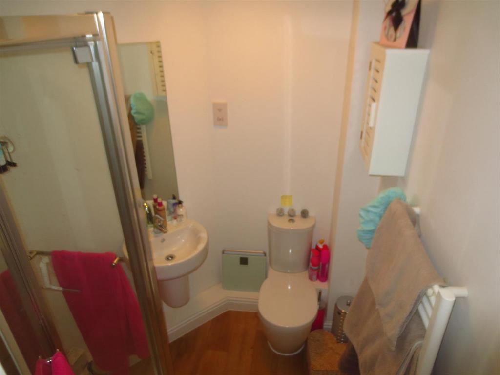 Ensuite Shower Room