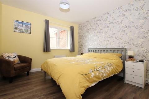 2 Edwards Court, Exeter, EX2 7RL