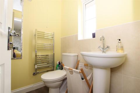 2 Edwards Court, Exeter, EX2 7RL