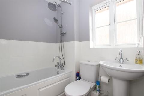 2 Edwards Court, Exeter, EX2 7RL