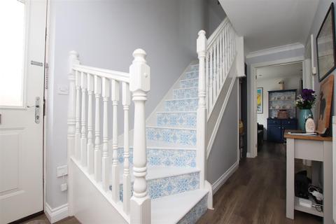 2 Edwards Court, Exeter, EX2 7RL
