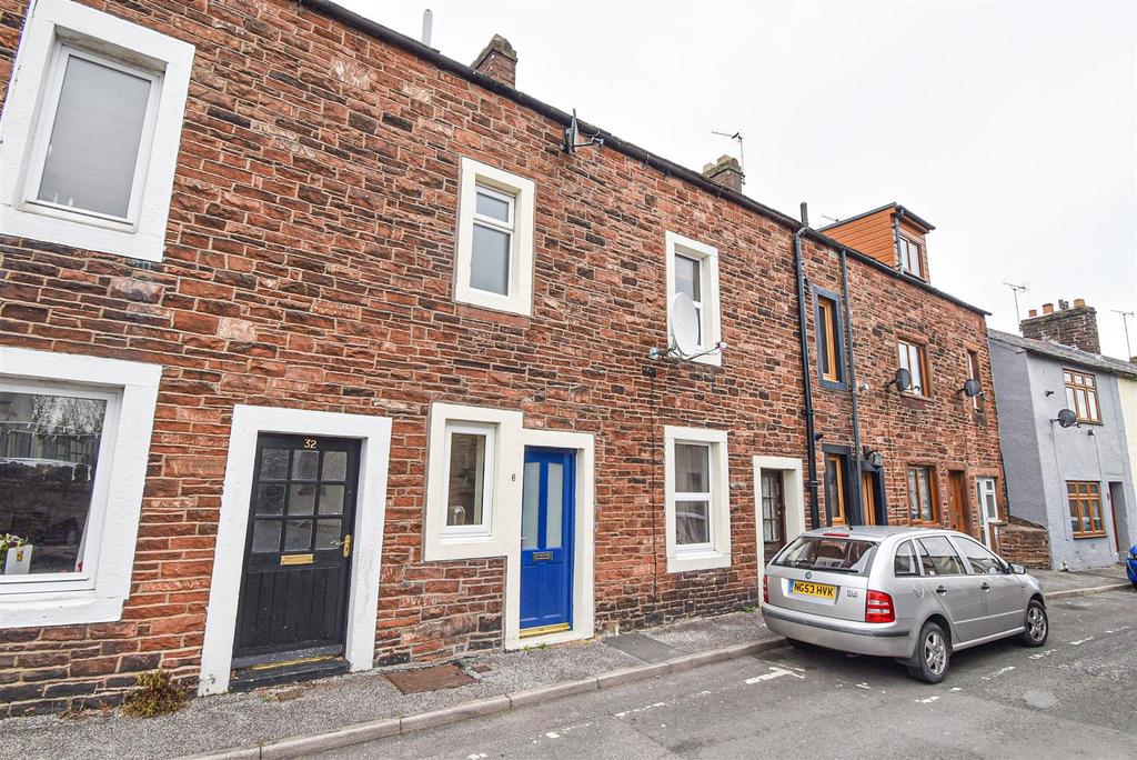 Foster Street, Penrith 3 bed townhouse £650 pcm (£150 pw)