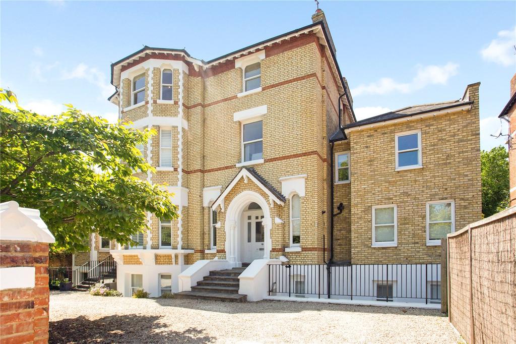 Road, Putney, London, SW15 1 bed apartment £500,000