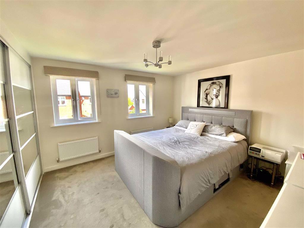Bedroom 1 (rear)