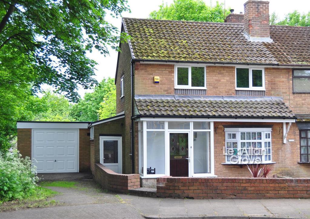 LAG Barn Close 2.jpg