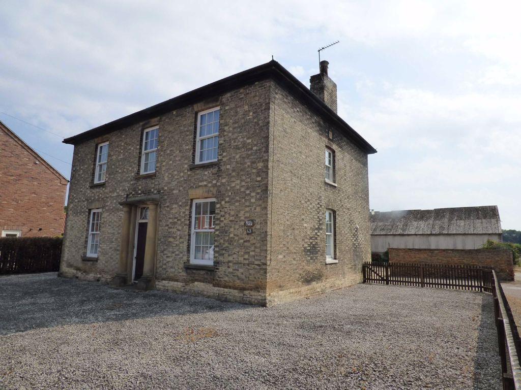 Westgate, North Cave 4 bed detached house £895 pcm (£207 pw)