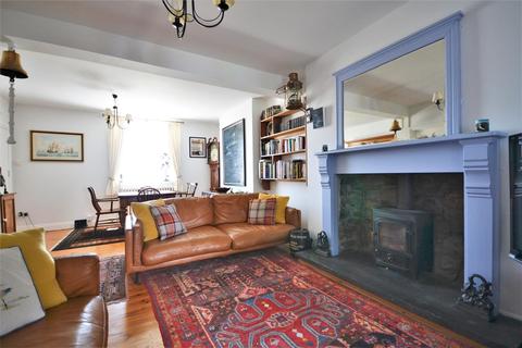 4 bedroom end of terrace house for sale - The Green, Llansteffan, Carmarthen