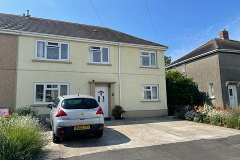 11 Brynymor, Burry Port, SA16 0LA