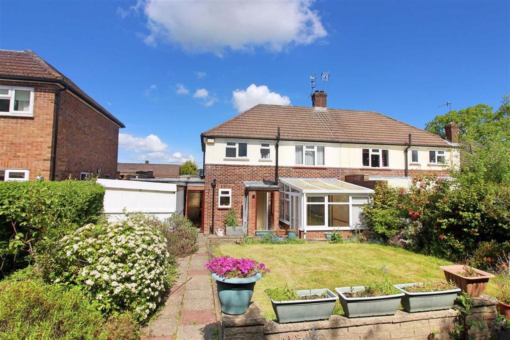 Carrington Avenue, Borehamwood, Herts 3 bed semidetached house £695,000