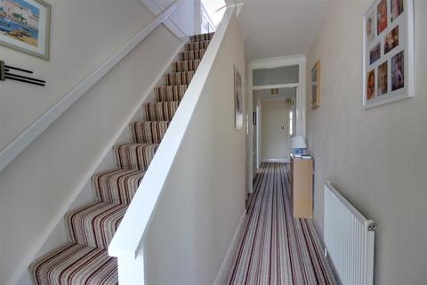 9 The Lunds, Kirk Ella, Hull, HU10 7JJ