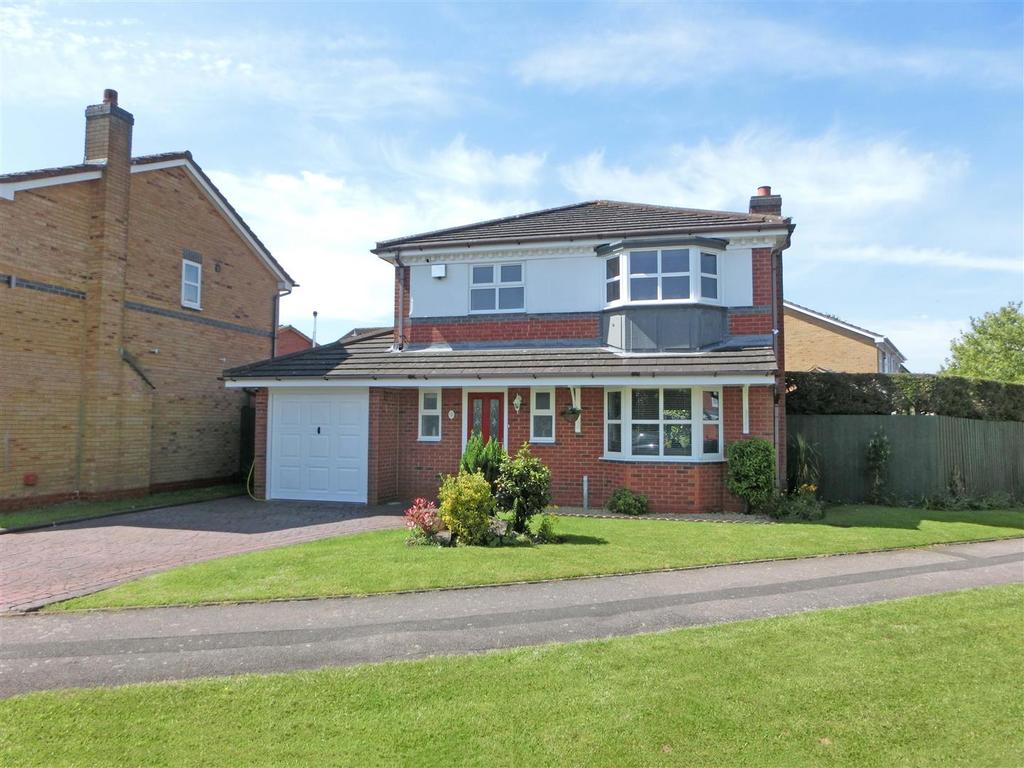 Laburnum Close 7 front new.jpg