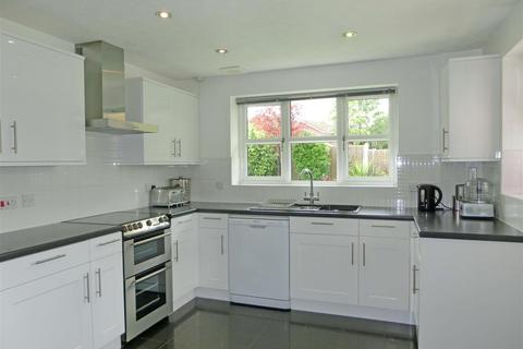 7 Laburnum Close, Hollywood, Birmingham, B47 5QW