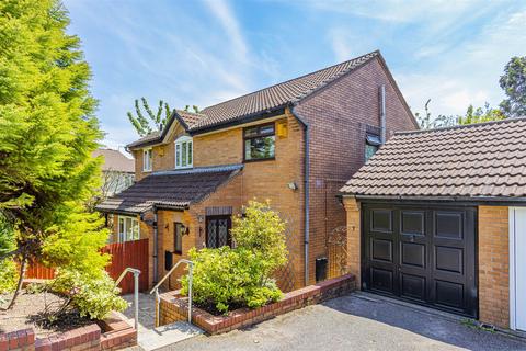 3 Almond Drive, Pontprennau, Cardiff, CF23 8HD
