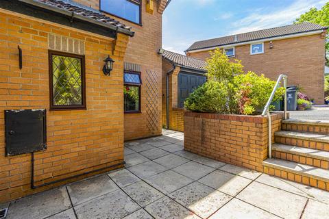 3 Almond Drive, Pontprennau, Cardiff, CF23 8HD
