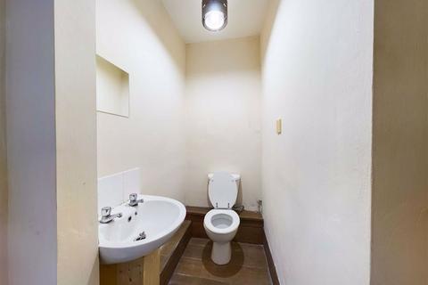 Flat 1, 8 Bridge Street, Worcester, WR1 3NJ