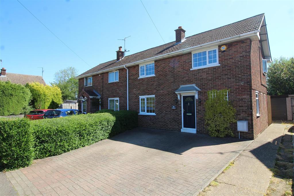 Springfields, Eastrea, Whittlesey, Peterborough 3 bed semidetached