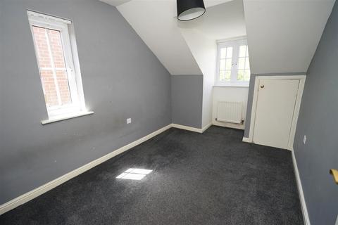 17 Abbeylea Drive, Westhoughton, Bolton, BL5 3ZD