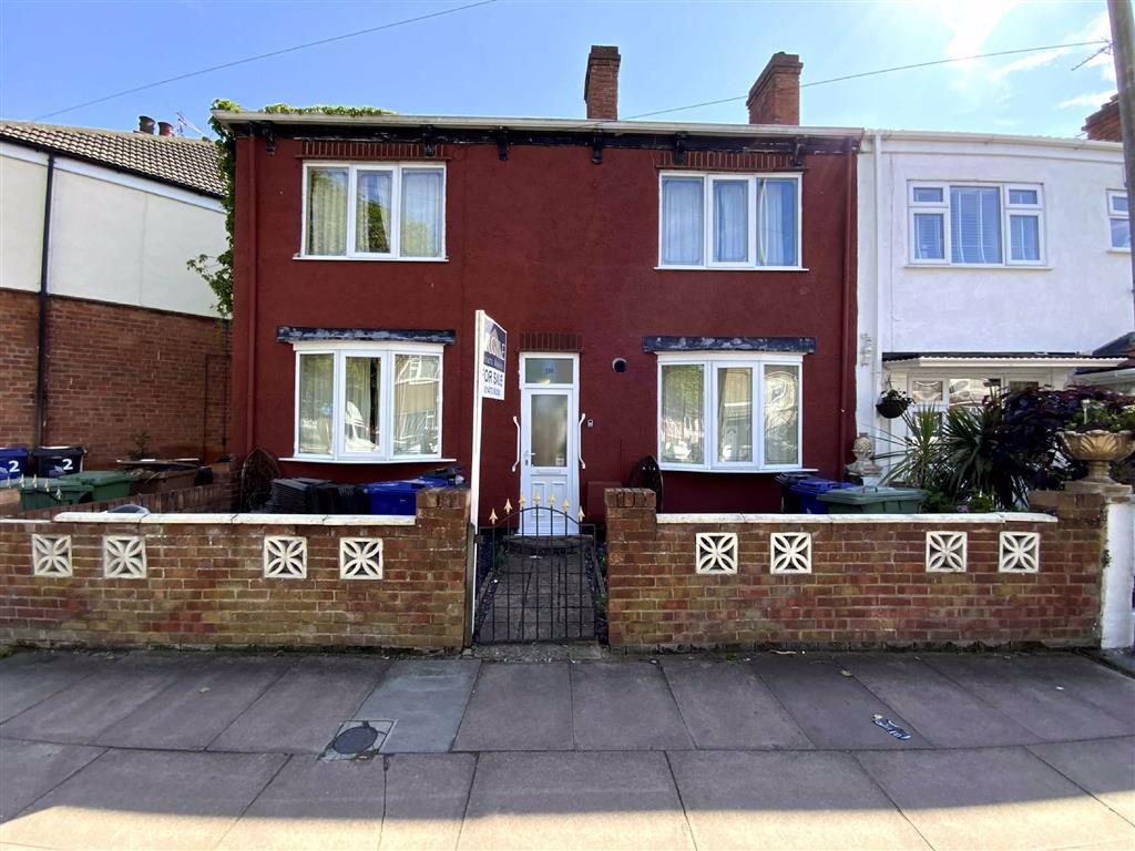 Eleanor Street, Grimsby, North East Lincolnshire 3 bed terraced house £50,000