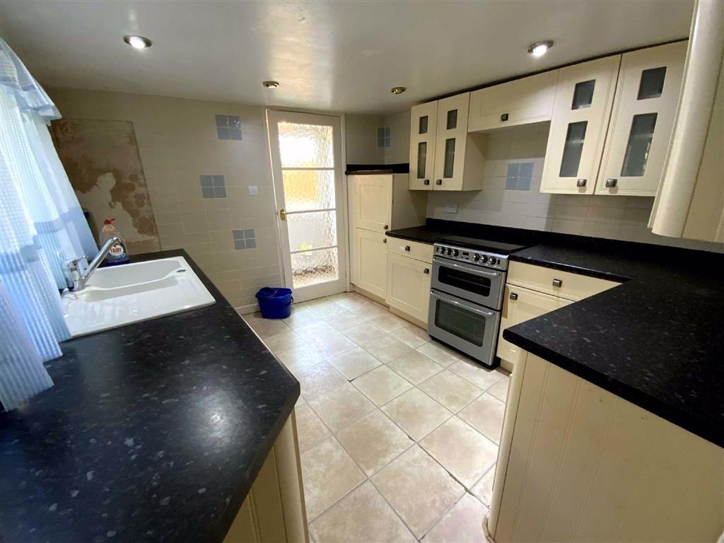 Eleanor Street, Grimsby, North East Lincolnshire 3 bed terraced house £50,000