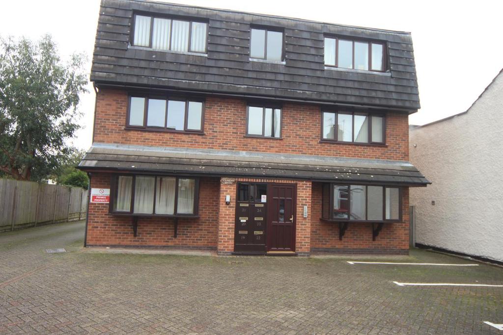 Vicarage Court, Earl Shilton, Leicester 1 bed apartment £525 pcm (£