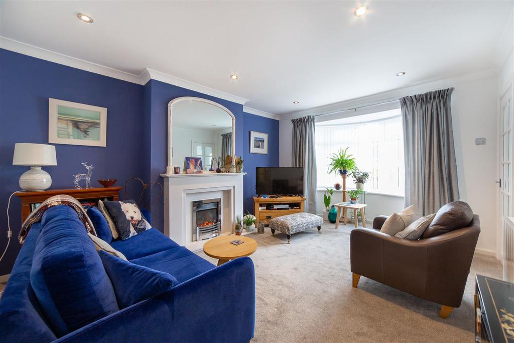 Worcester Way, Wideopen, Newcastle Upon Tyne 2 bed semidetached