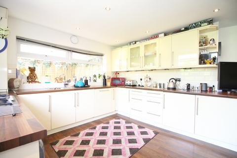 52 Airedale Avenue, Blackpool, FY3 9LH