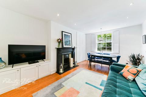 57d Canonbury Park North, London, N1 2JU