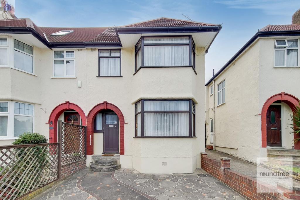 Holders Hill Drive, Hendon NW4 3 bed house £699,950