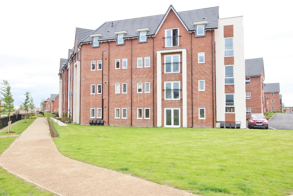 Bramble Court, Kew, Southport, PR8 2 bed flat £725 pcm (£167 pw)