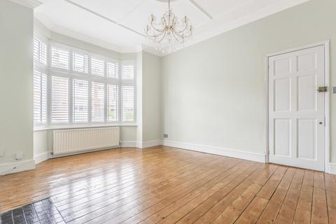 40a Royston Road, London, SE20 7QN