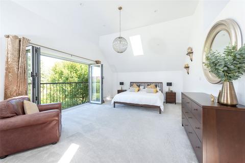 15 Brickhill Drive, Bedford, MK41 7PY