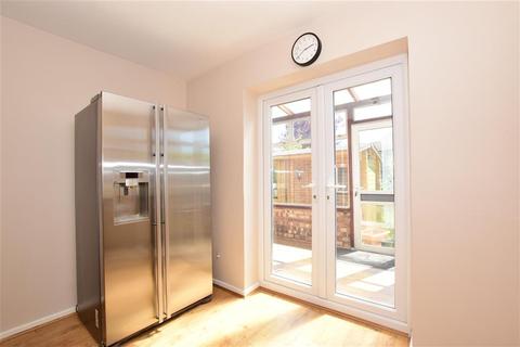 26 Heathfield, London, E4 6SE