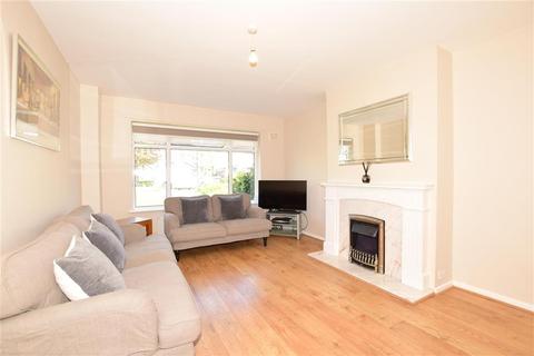 26 Heathfield, London, E4 6SE