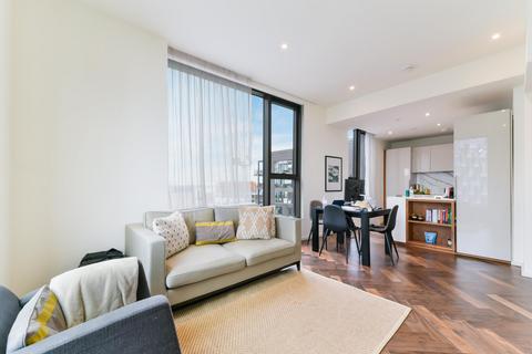 2 bedroom apartment for sale, Ambassador Building, Embassy Gardens, London, SW11