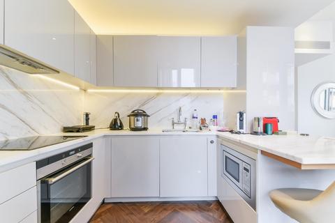 2 bedroom apartment for sale, Ambassador Building, Embassy Gardens, London, SW11